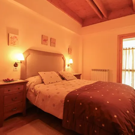 Nuria Tramacastilla de Tena